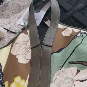 Vince Camuto  handbag